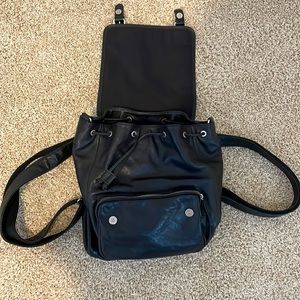 Black vintage Wilson’s leather bag
